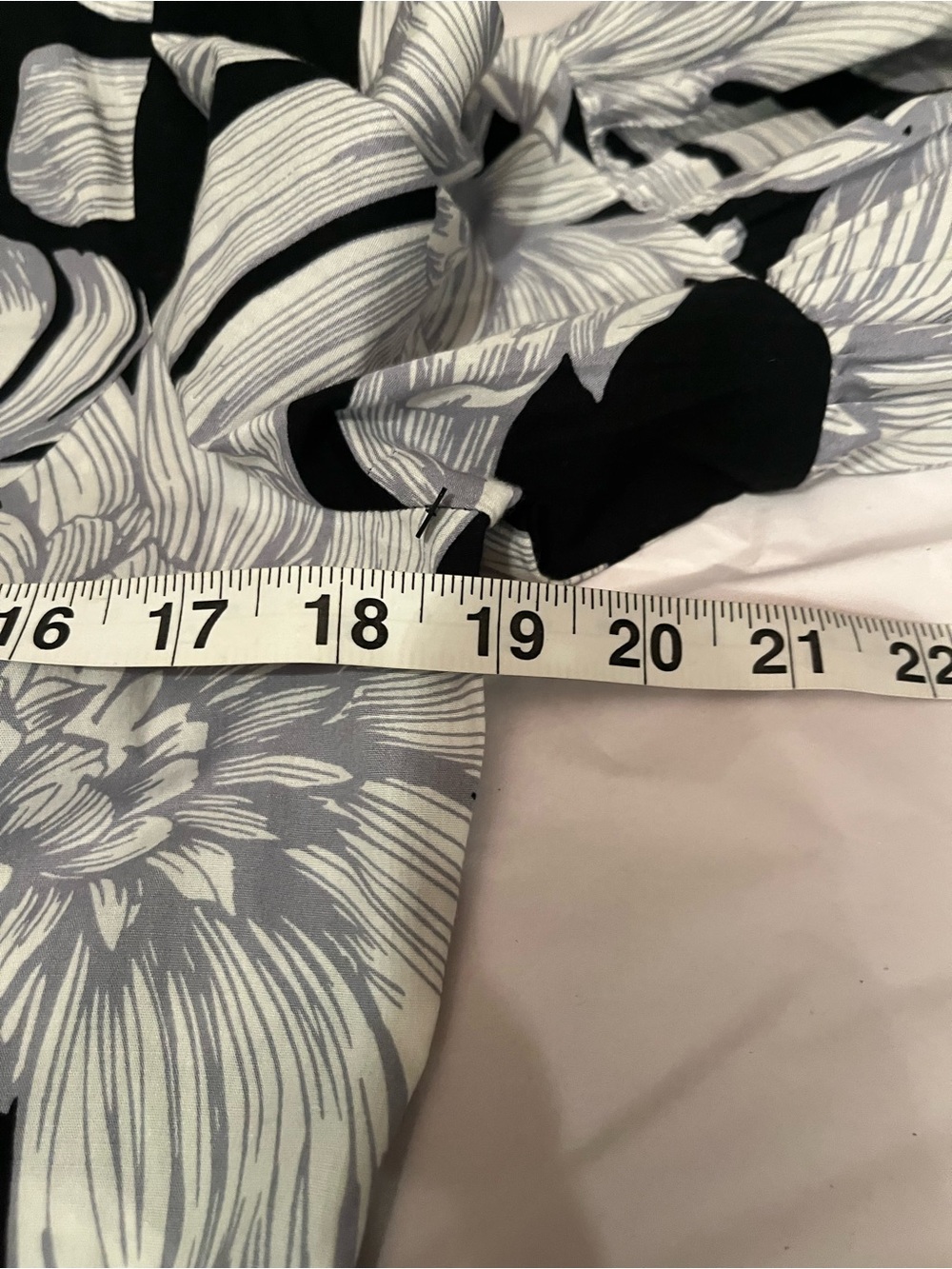 NWOT Anthropologie size 6 faux wrap midi dress - Picture 9 of 13